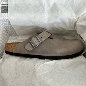 BNWT Boston Birkenstock Leather Clogs